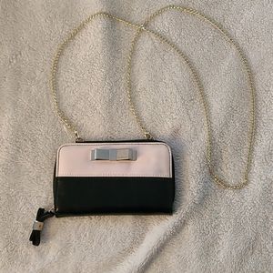 Crossbody wallet